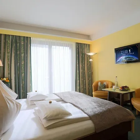 Hotel Seeblick Döbriach