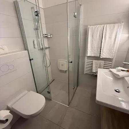 Seeblick Hotel 3*