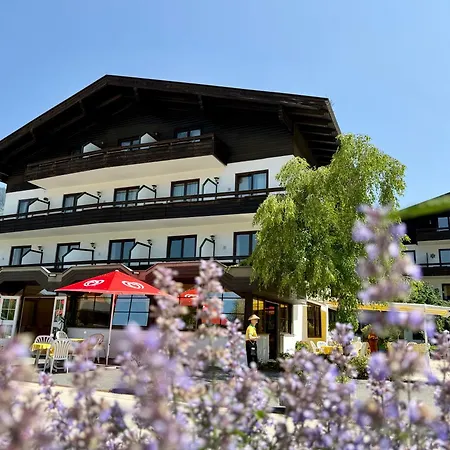 Hotell Seeblick Döbriach