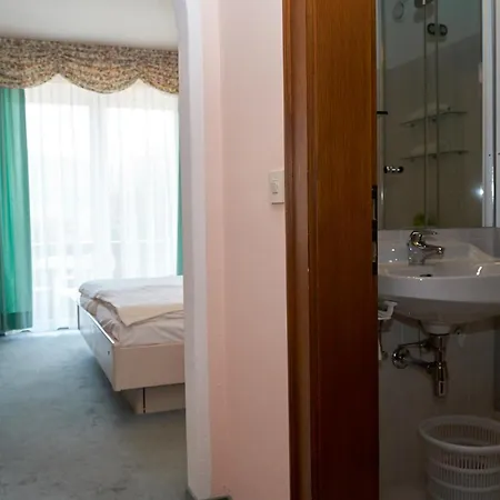 Seeblick 酒店 多布里亚赫