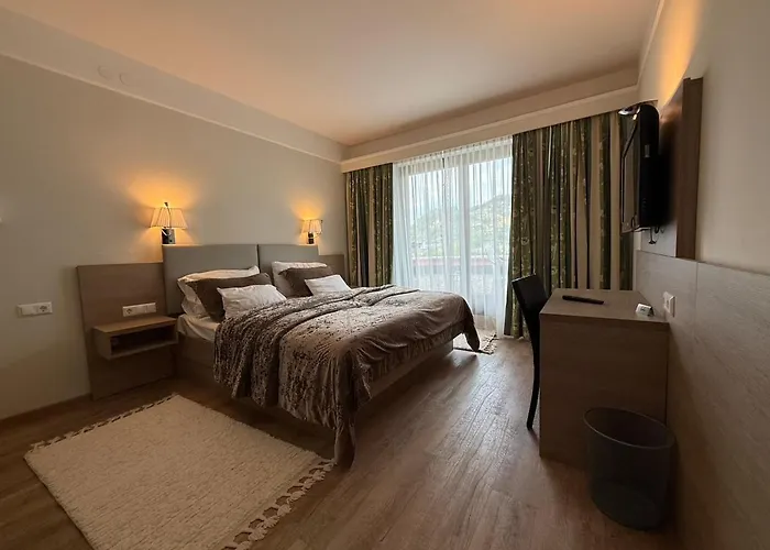 Seeblick Hotel Döbriach